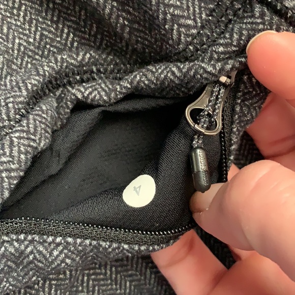 Lululemon athletica jacket half zip sz 4 - Picture 7 of 9